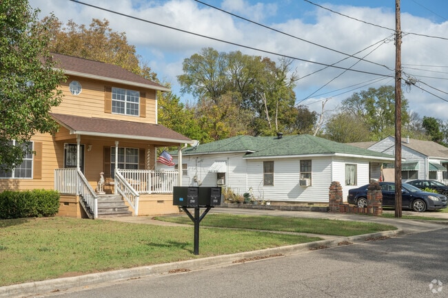 Some homes in Riley require renovations, while others have been recently renovated.