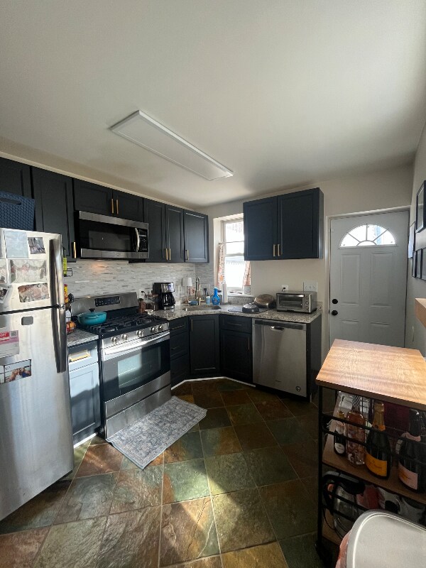 1215 Cooksie St, Baltimore, MD 21230 - photo 6