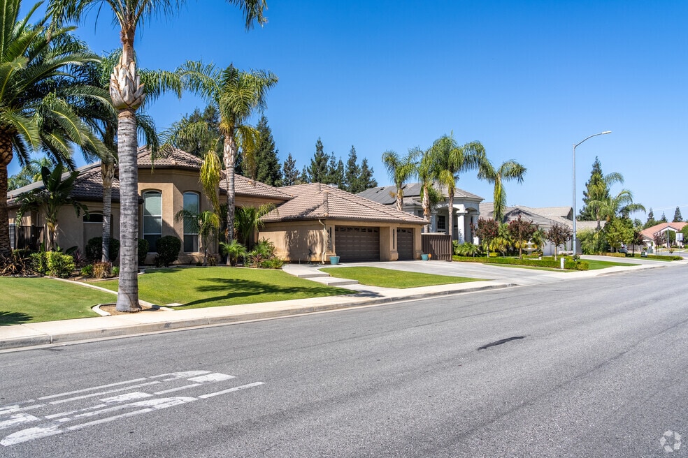 Neighborhood_Eagle-Ridge_V2_010324