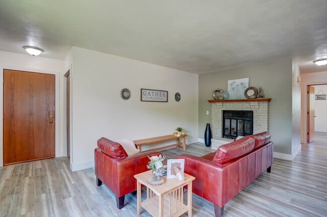 Photos are of mirror unit in the same building. Exact finishes may be different.