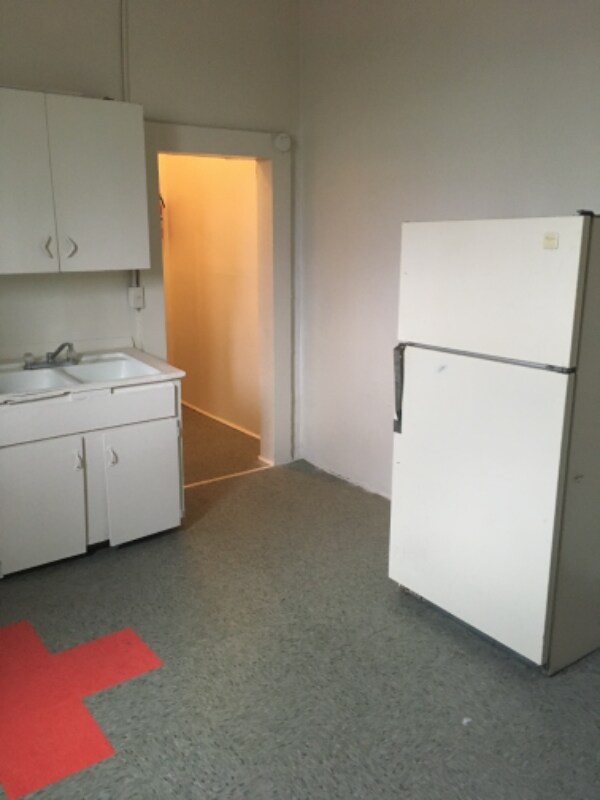 1627 E Missouri Ave, El Paso, TX 79902 - photo 5