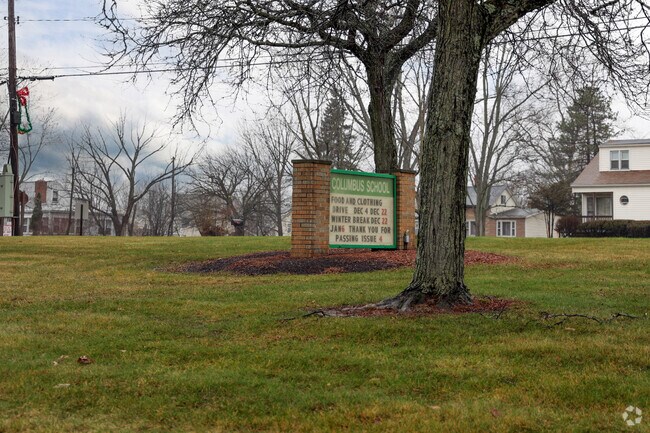 Columbus Intermediate School, Bedford