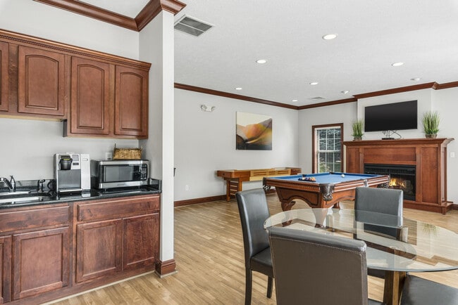 Sutton Crossings, Kent, OH 44240 - photo 5