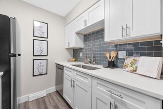 1256 Rand Ave, Columbus, OH 43227