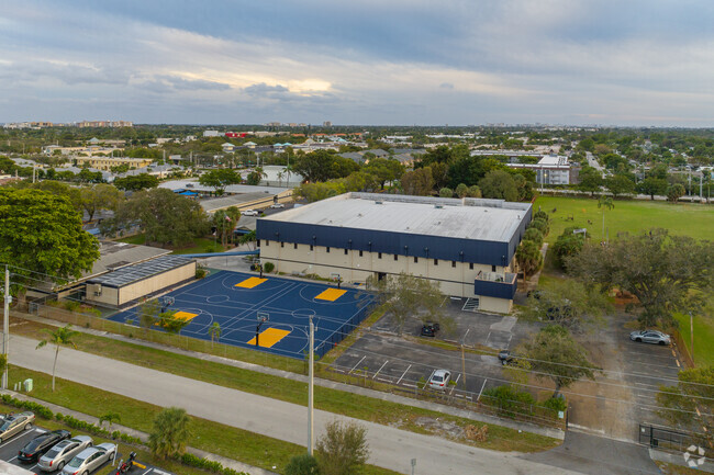 Somerset Academy Pompano Middle (6-8)