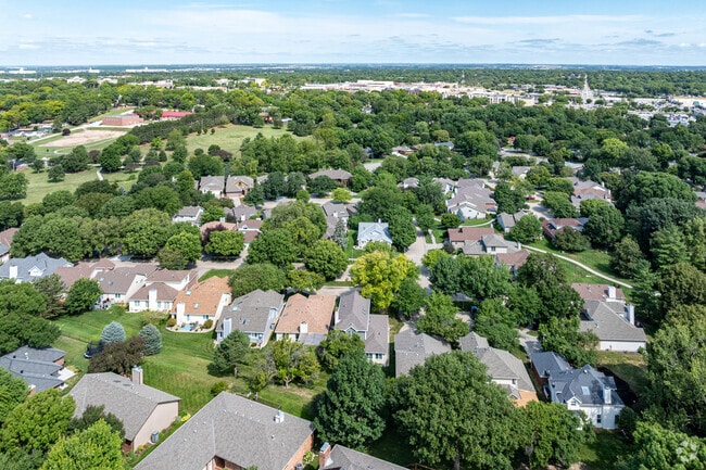 Many Taylor Park homes have small yards.