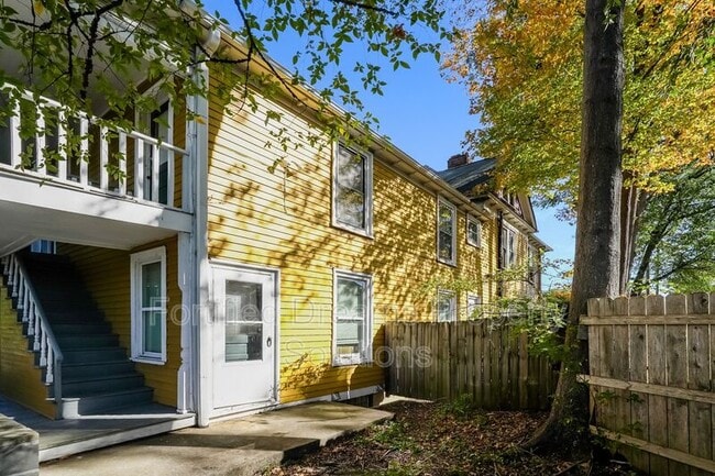 400 S Spring St unit C, Greensboro, NC 27401 - photo 2