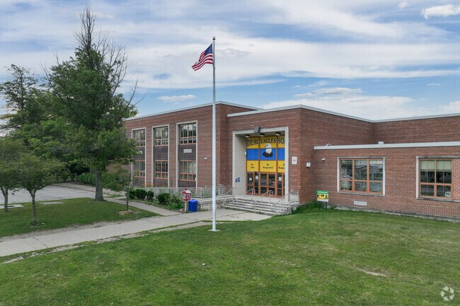 Diehl Elementary School has C grade from Niche.