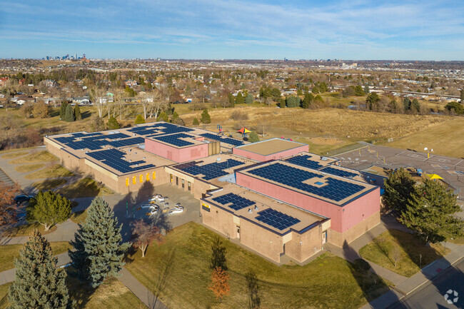 Kaiser Elementary School campus in Littleton, Colorado.