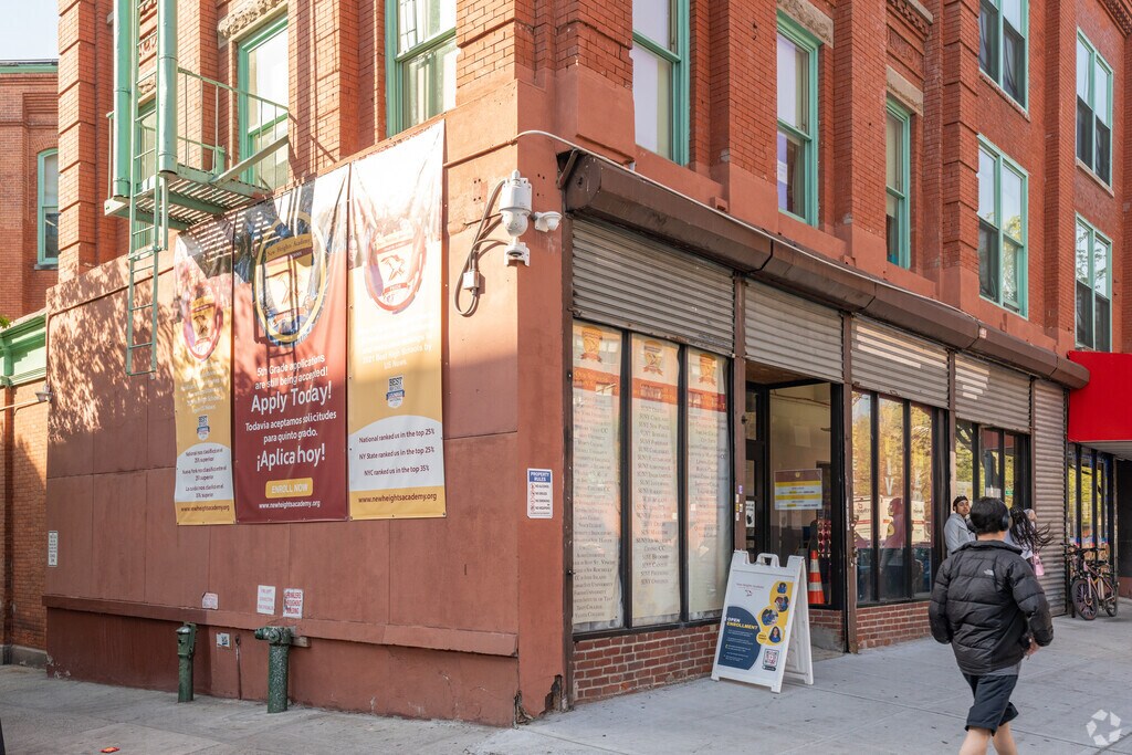 New Heights Academy Charter School educates children in grades 5th through 12th.