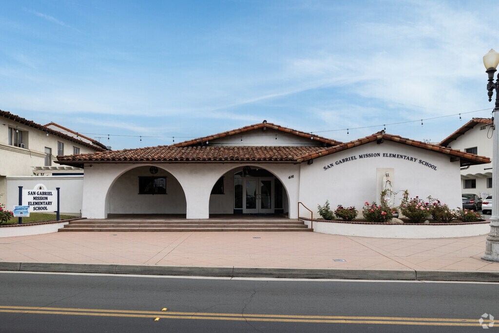 San Gabriel Mission Elementary School is a public school in Sna Gabriel