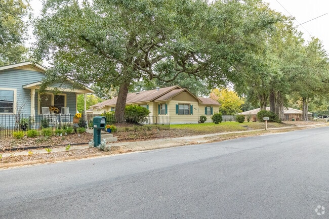 Live in a peaceful home in Long Beach, MS.
