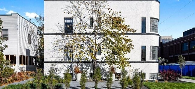 Luxury Living near the Heart of Downtown Boise | Fully Furnished!, Boise, ID 83702 - photo 3