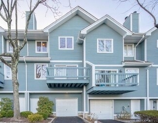 8 Skyview Terrace, Clifton, NJ 07013