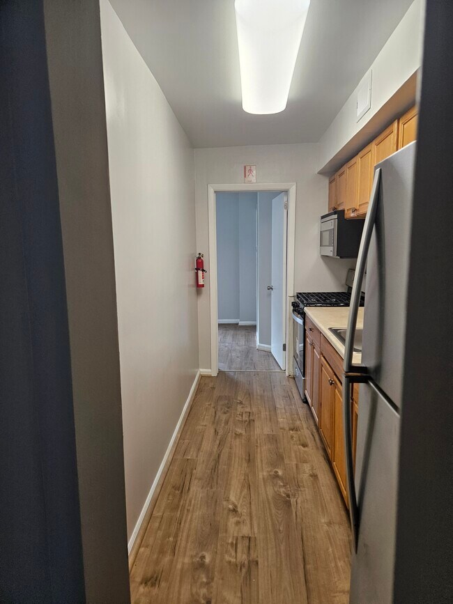 3039 30th St SE unit 4, Washington, DC 20020 - photo 6