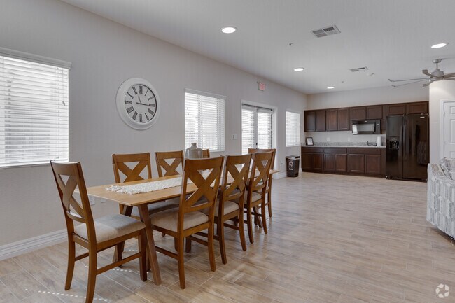 Desert View Villas, Yuma, AZ 85365 - photo 5