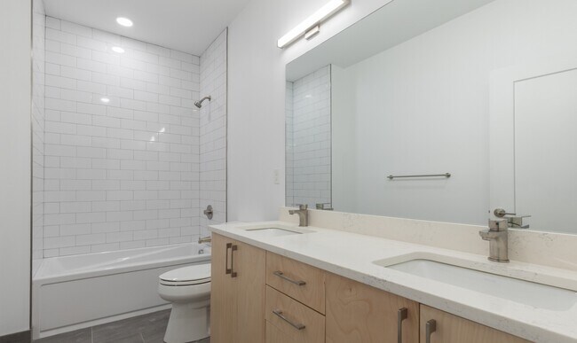 3 New St unit 102, Boston, MA 02128 - photo 5
