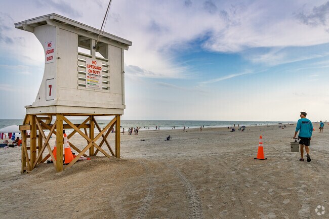 Rogersville-Bradley Creek is only minutes away from Wrightsville Beach.