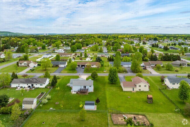 Homes in Kronenwetter enjoy spacious yards, often larger than lots found in nearby Wausau.