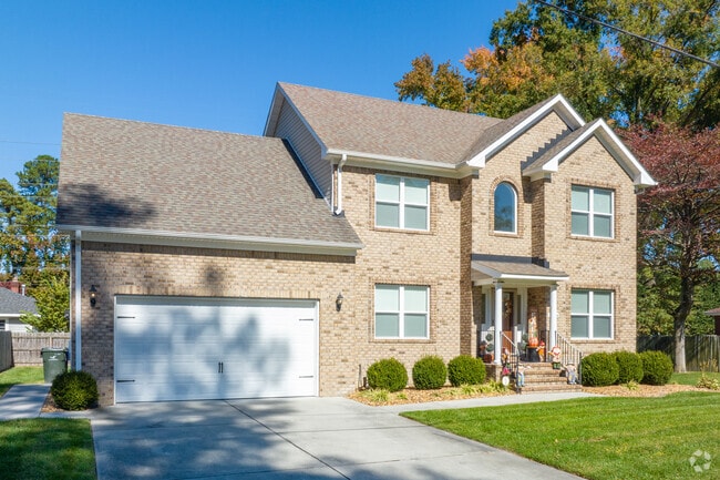Brick modern traditional homes are scattered about in River Forest Shores/Wayside Manor.