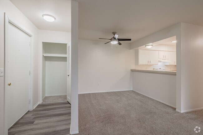 2BR, 1BA Dining Area