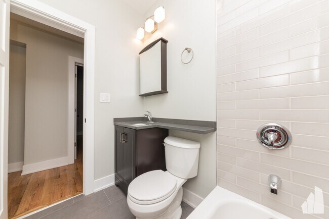 639 W Oakdale Ave unit 3, Chicago, IL 60657 - photo 6