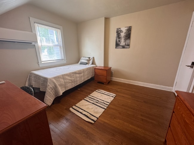 5215 Huntington Ave, Newport News, VA 23607 - photo 2