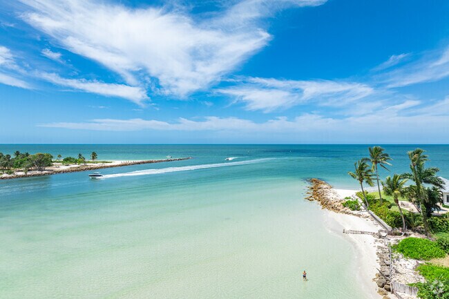 Port Royal is surrounded by water, including Gordon Pass, allowing boaters access to the Gulf.