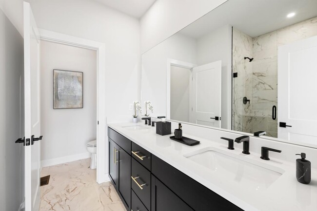 332 Hutcherson Aly, Nashville, TN 37209 - photo 2