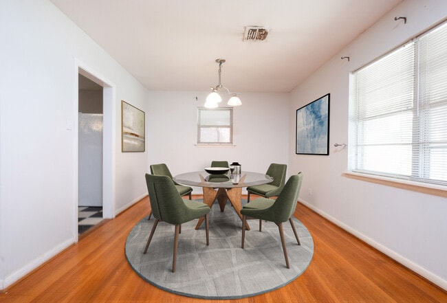 7403 L St, Little Rock, AR 72207 - photo 5