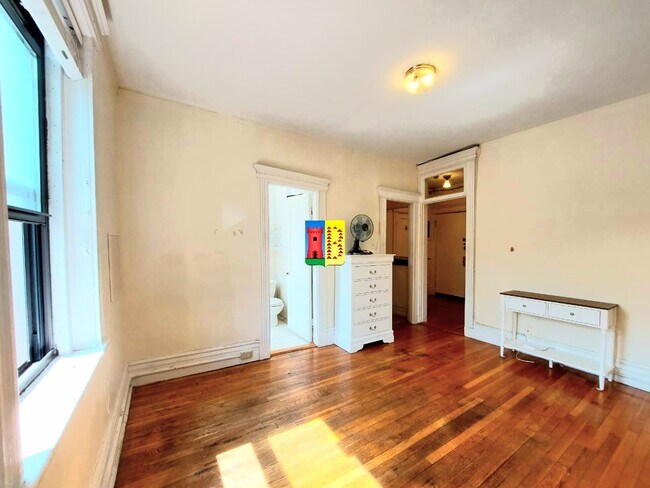 1111 Boylston St unit 34, Boston, MA 02215 - photo 4