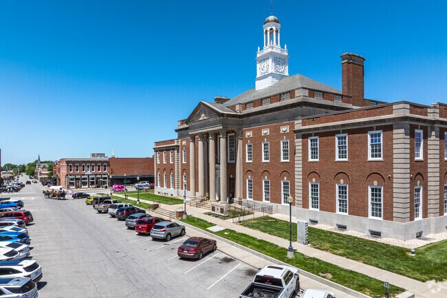 The Historic Truman Courthouse is a restored historic building where Benton residents can obtain a marriage license.