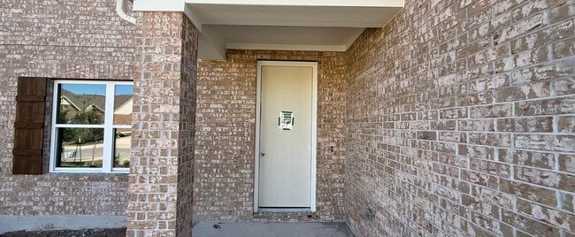 1329 Dog Iron St, Georgetown, TX 78633 - photo 2