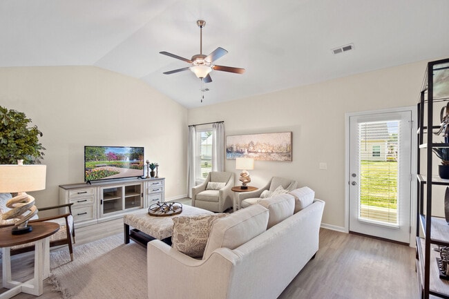 Dupont Meadows, Fort Wayne, IN 46818 - photo 5