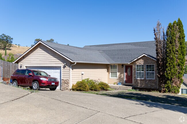 Rancher homes are bountiful in Hucrest.