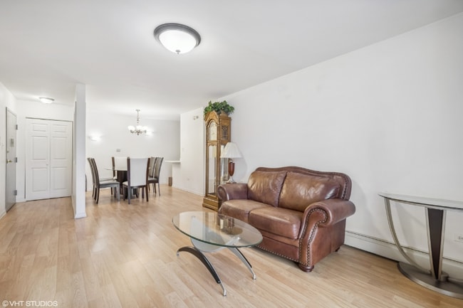 931 Jonathan Ct unit 107, Prospect Heights, IL 60070 - photo 3