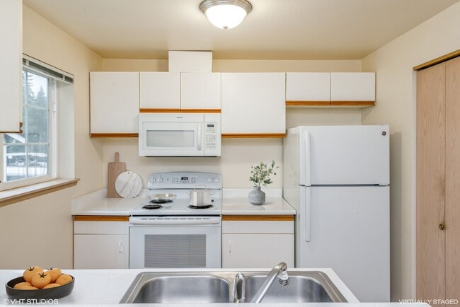 Landis Pointe, Olympia, WA 98506 - photo 3