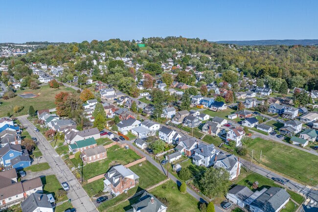 The neighborhood of First Ward is home to well maintained homes and manicured yards.