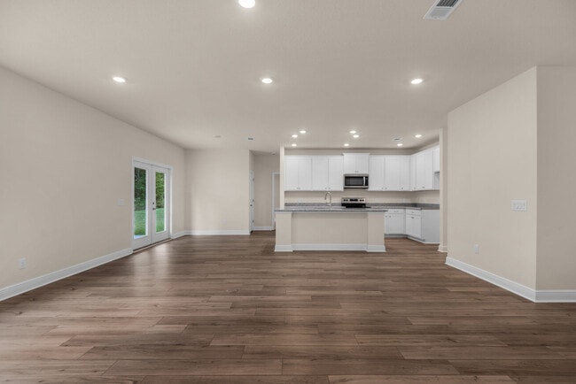 144 N Bentgrass Rd, Freeport, FL 32439 - photo 5