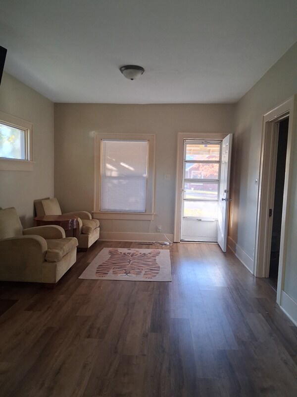 148 S Edwards Ave, Wichita, KS 67213 - photo 7