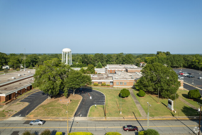 Anderson Five Charter School is located in Anderson, SC.