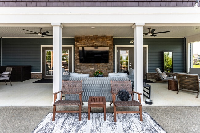 Community Grilling Area and Patio Community Grilling Area and Patio