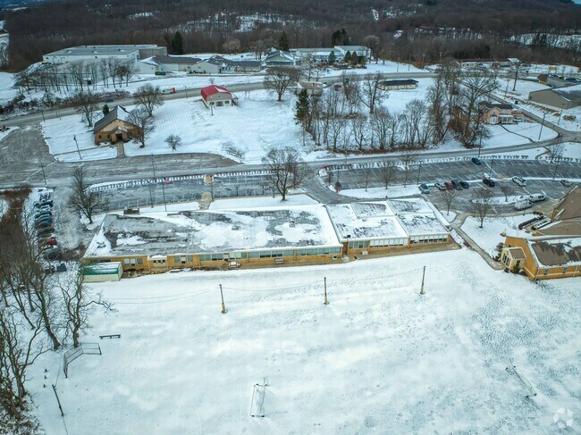 Holy Sepulcher Elementary School is a private PK, K-8 school in Butler, PA.