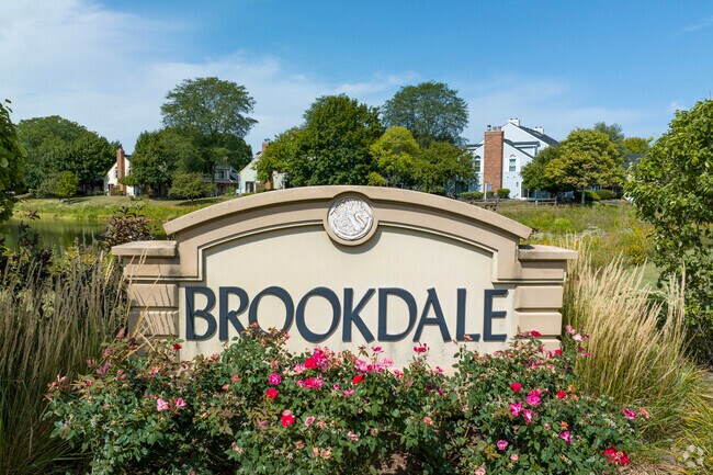 Residents are welcomed to Brookdale with pleasant community charm.