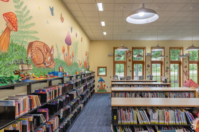 The neighboring Brandon Township Library serves the community of Groveland Township.