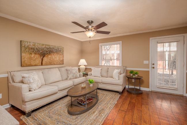 510 E Gillespie St unit E 25, Starkville, MS 39759 - photo 4