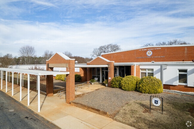 Entrance to T.E. Mabry Middle School