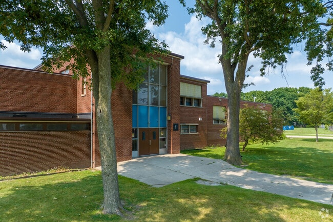 Marquette Elementary-Middle School