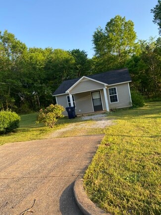 1804 Droke Rd, Corinth, MS 38834
