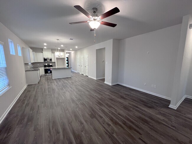 1102 Alexander St unit 38343185, Trenton, TX 75495 - photo 6